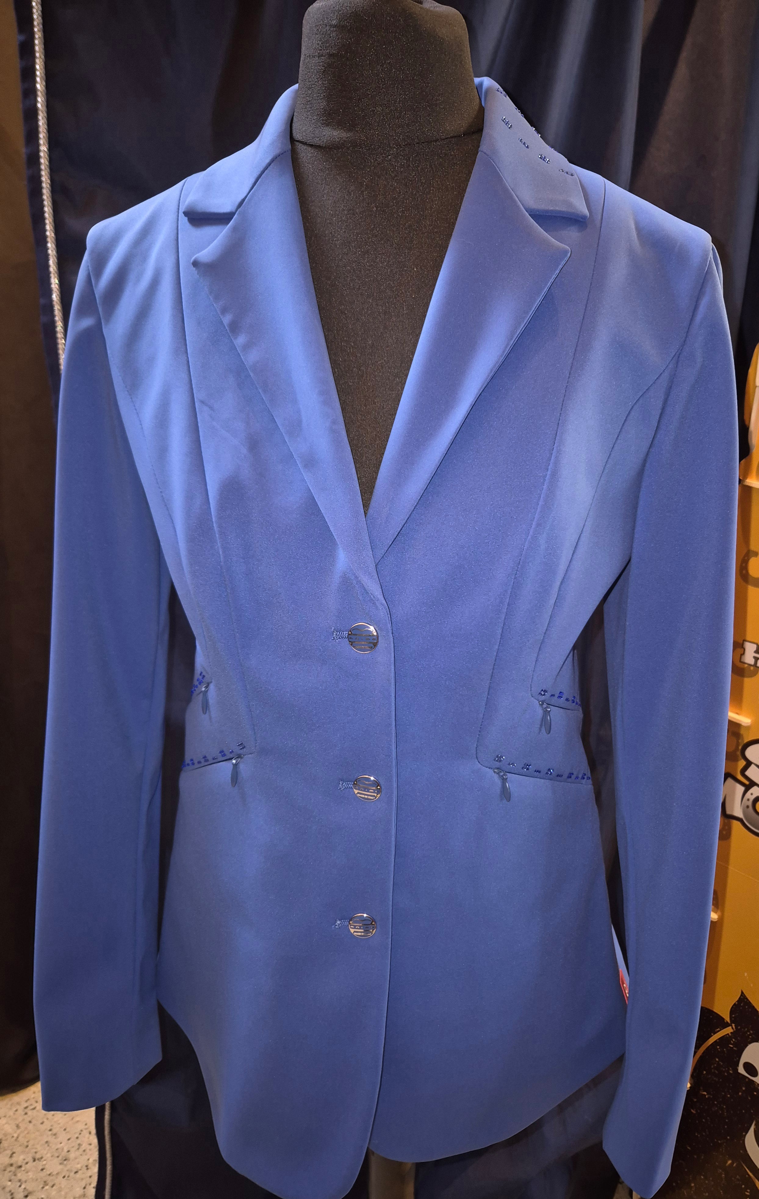 Animo Italia - Latest Ladies Show Jacket