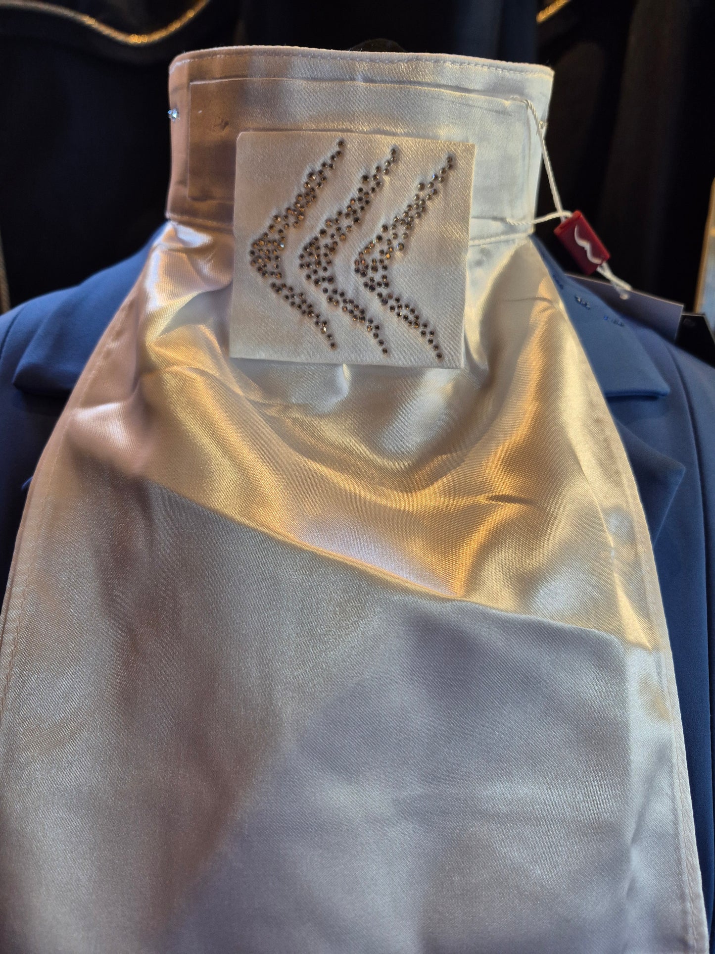 Animo Italia - Xtory Stock Tie, White and Crystal