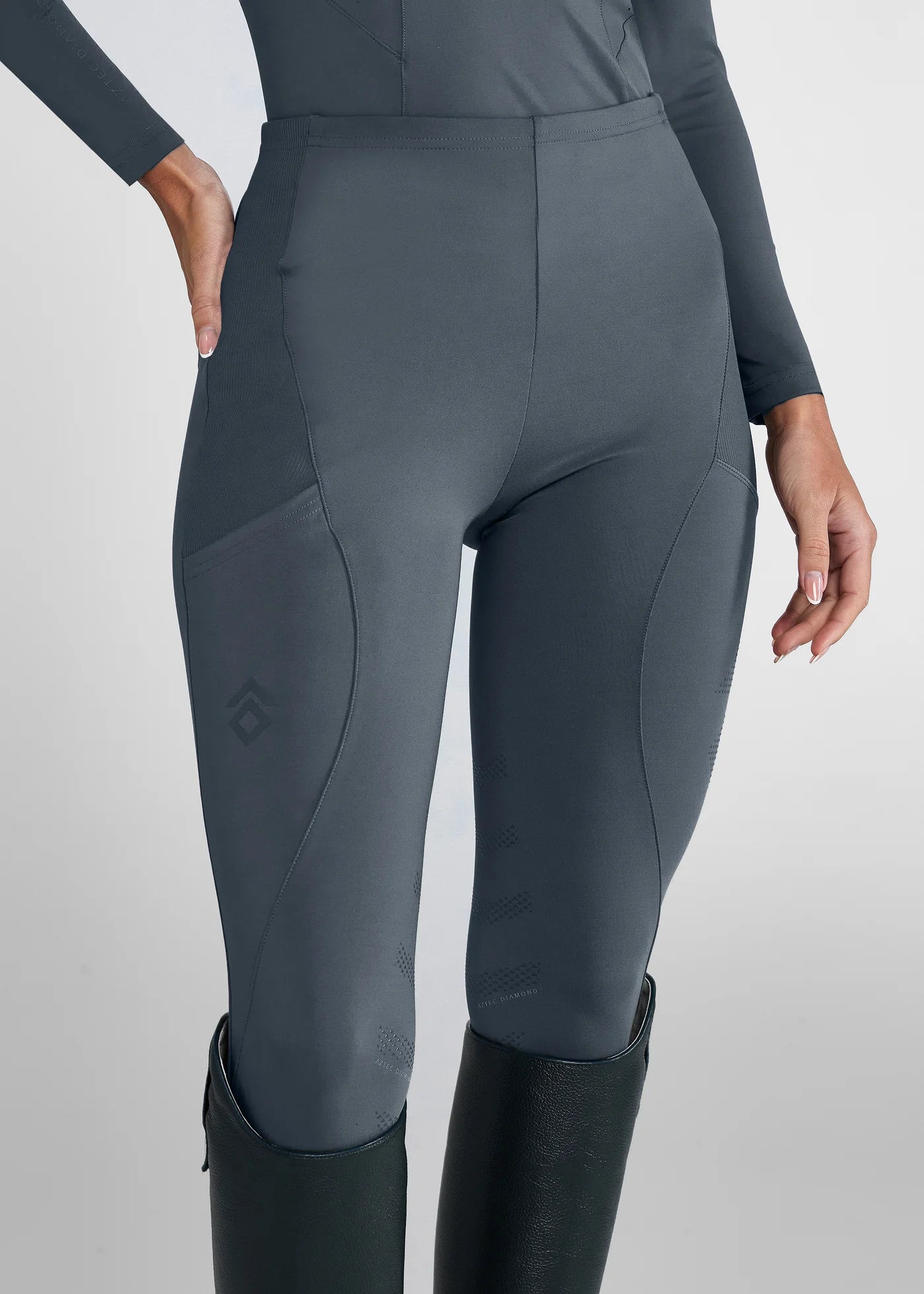 Aztec Diamond ladies core Leggings Knee Grip